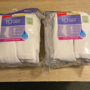 20 pairs Hanes cushion crew socks women’s extended size 8-12 in white